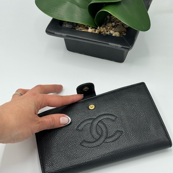 AUTHENTIC CHANEL caviar bio fold leather wallet - Picture 11 of 14
